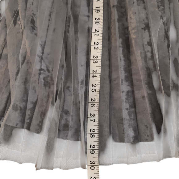 Anthro Raga Skirt NWT Women's Sz Small Velvet Breeze Silver Pleated Layered - Picture 6 of 6